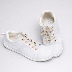 Vionic Beach Women's Size 8 Ivory Canvas Washable Sneakers with Colorful Eyelets